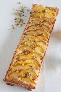 Nectarine tart with pistachio