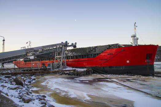 Bakke is a village in Halden and here is located "Brekke" quarry. The quarry is about a kilometer away from "Bakke" shipping harbor where all the gravel, crushed stone and sand are stored and will be shipped out.