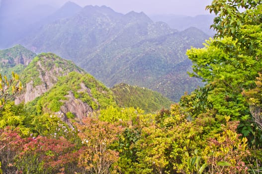 viewing the nailing ridge of china at summer