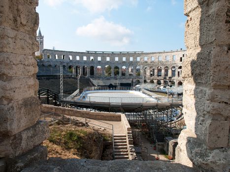 ice hockey in colosseum in Pula