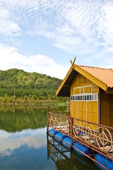 floating house at thailand