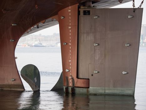 helm and propeller on the new boat