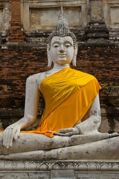 the image of Buddha is big , at heritage world Phra Nakhon Si Ayutthaya park ,