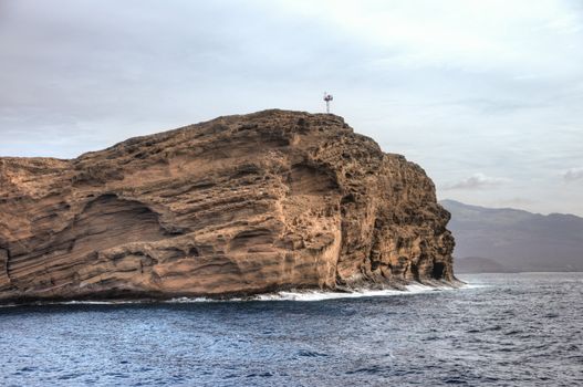 Molokini Island bird santuary off the shore of Maui, Hawaii