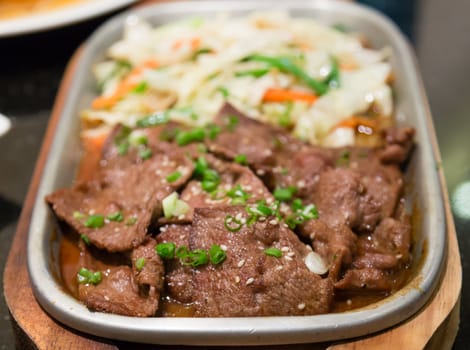 beef barbecue stir fry in soy sauce japanese food