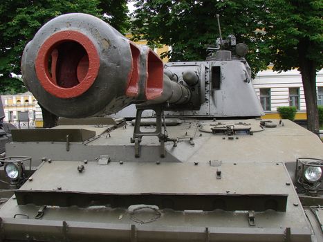 self-propelled artillery howitzer stem close-up