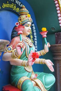 Maha Luxmi Hindu Goddess of Wealth and Prosperity Statue