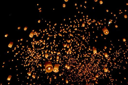 Floating lantern, Yi Peng Balloon Festival in Chiangmai Thailand 