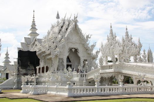 Amazing White Temple Wat Rong Khun in Chiang Rai, Thailand