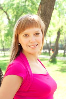 portrait of a woman in a summer park, great to spend time