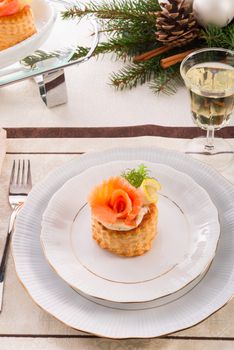 Vol-au-vent with salmon