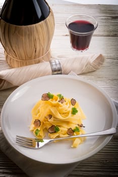 tagliatelle with summer truffle