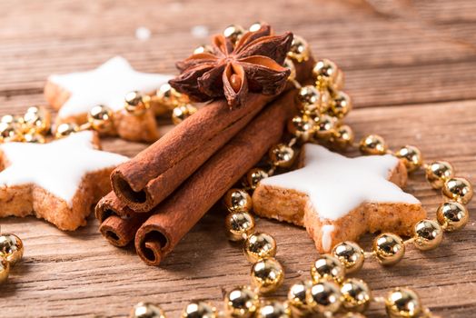 cinnamon sticks and Christmas cake