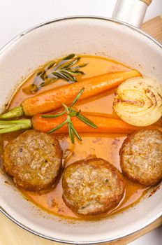 Rissoles with vegetables