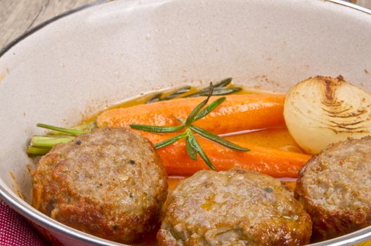 Rissoles with vegetables