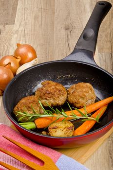 Rissoles with vegetables