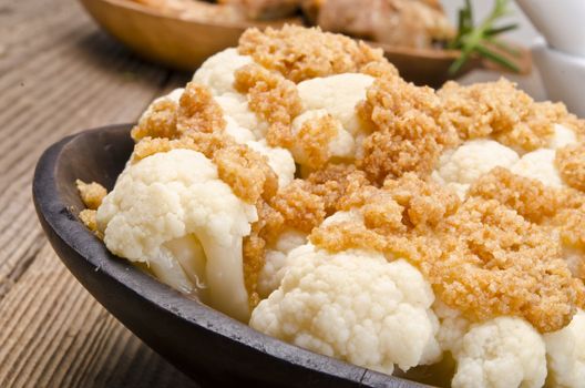 Cauliflower with breadcrumbs