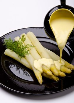 Asparagus, ham and sauce hollandaise