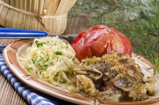 roasted liver with vegetables and apple