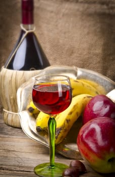 vine and fruits