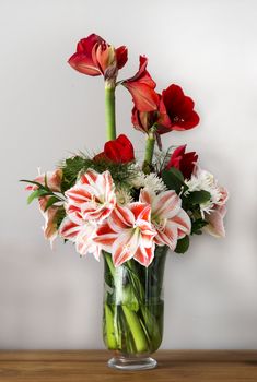bouquet with amaryllis in red and pink