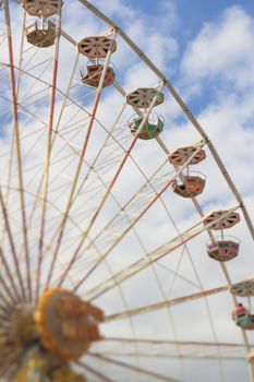 ferris wheel, selective focus