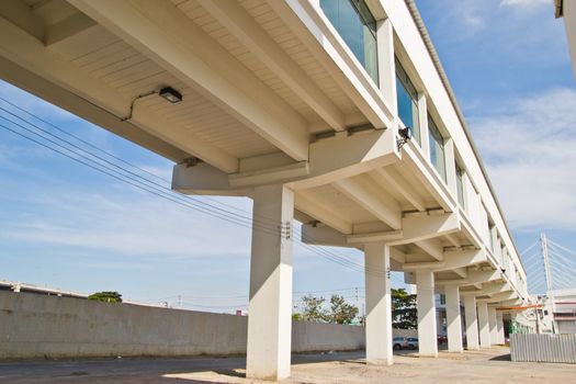 the footpath goes to the building in an airport ,