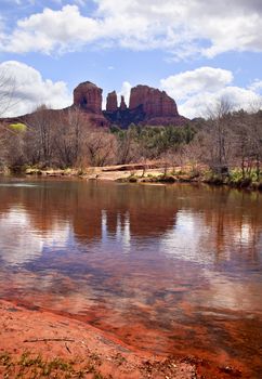 Cathedral Red Rock Canyon Oak Creek Green Trees Sedona Arizona