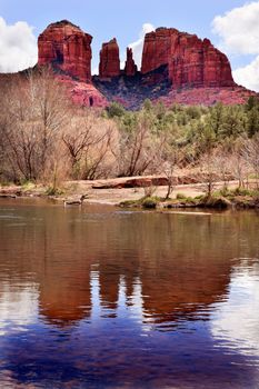 Cathedral Red Rock Canyon Oak Creek Green Trees Sedona Arizona