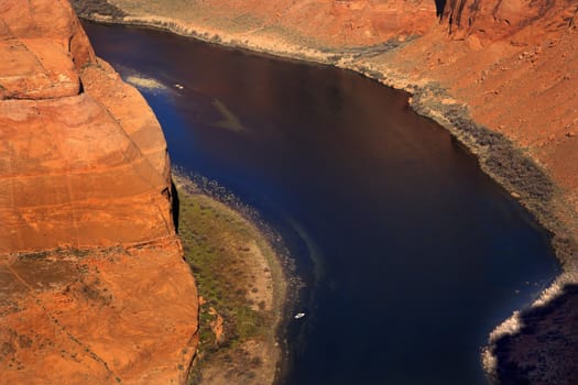Horseshoe Bend Orange Glen Canyon Overlook Small Boat Blue Colorado River Entrenched Meander Page Arizona