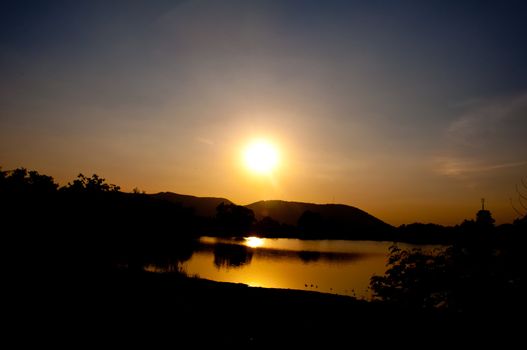 sundown at the lake