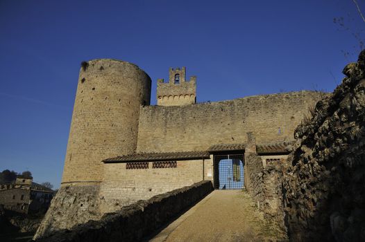 A famous castle in Tuscan, along the medieval road "via Francigena"
