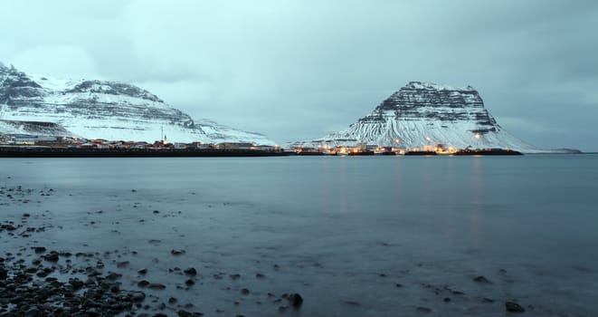 Kirkjufell Mountain in grundarfj�r�ur iceland in mid winter snow