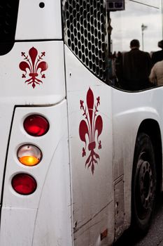 A spesial bus in Florence with coat-of-arms in form og red lily
