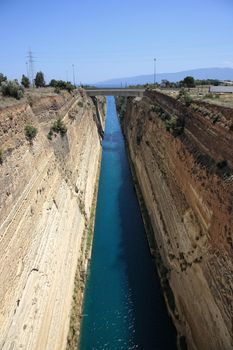 corinthos canal water passage grecce