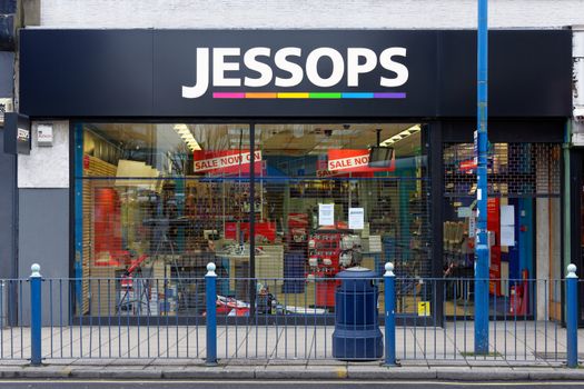 London, UK, 12th January 2013. Jessops camera store on High Street Putney  is closed. Jessops went into administration on Friday 11th January 2013 and as a result has shut all of its 187 stores. About 1370 jobs will be lost.