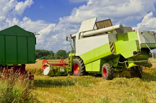 Combine harvester