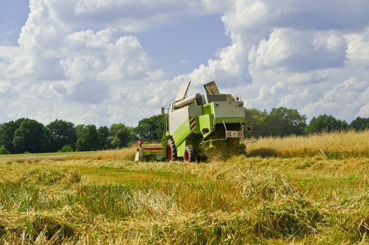 Combine harvester