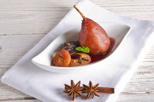 pear helene in red wine with spices