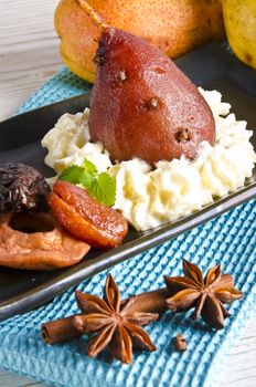 pear helene in red wine with spices