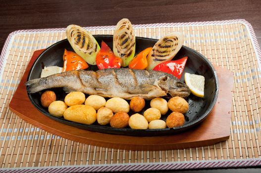 Grilled Trout .japanese cuisine 