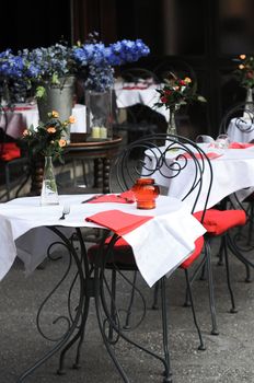 romantic french restaurant with flowers