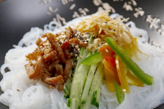 japanese rice noodles pork with vegetable