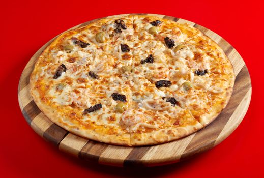 Pizzawith seafood. italian kitchen. Studio