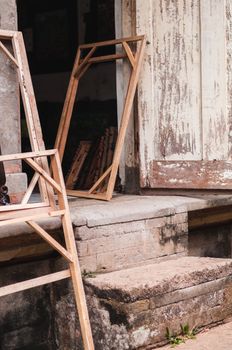 Workshop of picture frames near Pura Taman Ayun