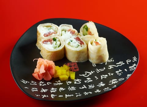 Chinese or Thai-style vegetable spring rolls 