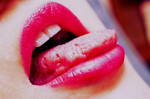 An image of pink lips