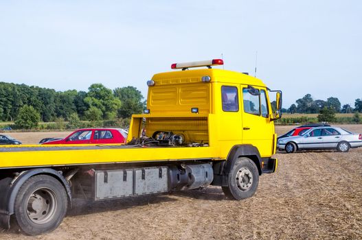 An image of orange emergency car 