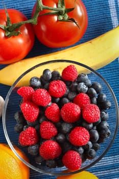 Fruits and tomato mix