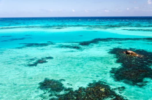 View of turquoise and blue Caribbean water in San Andres y Providencia, Colombia